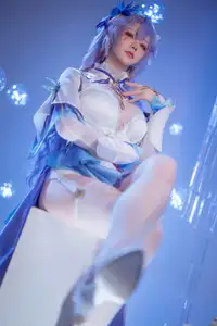Coser Hoshilily as Wuthering Waves Cantarella: A Mesmerizing Transformation - image 13