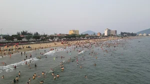 Discover Thien Cam Beach: The Pristine Coastal Gem of Ha Tinh, Vietnam - image 1