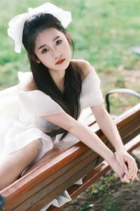 Striking Simplicity in YiTuYu Art Language Vol.5648 Featuring Seven - image 37