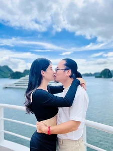 The Secrets of Vuong Rau's Wife: Managing a Family of Five While Looking Radiant - image 2