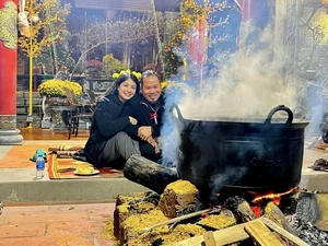 The Secrets of Vuong Rau's Wife: Managing a Family of Five While Looking Radiant - image 0