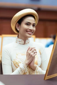 Trương Thị May: The Ageless Beauty of Vietnam's Famous Vegetarian Model and Her Latest Career Milestones - image 1