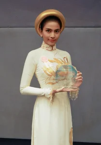 Trương Thị May: The Ageless Beauty of Vietnam's Famous Vegetarian Model and Her Latest Career Milestones - image 3