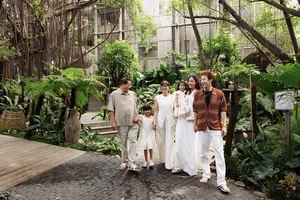 Summer Travel Highlights: How Vietnamese Stars Are Vacationing This Season - image 4