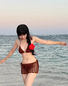 Summer Fashion Trends: Iconic Fishnet Bikini Styles and Body Positivity Inspiration - image 9
