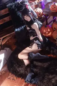 Coser Shi Liang Yu: Enchanting Kazuha Halloween Transformation (34P) - image 7