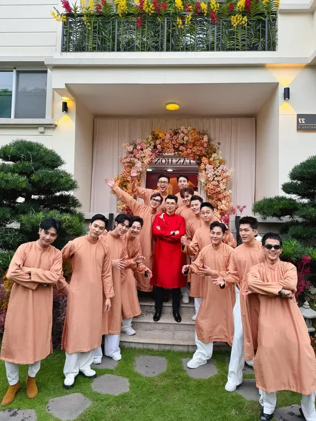 Midu’s Traditional Wedding Ceremony Featuring a Stunning Lineup of Celebrity Bridesmaids