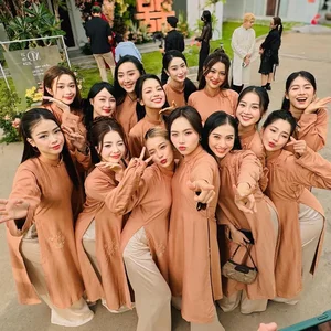 Midu’s Traditional Wedding Ceremony Featuring a Stunning Lineup of Celebrity Bridesmaids - image 2