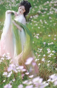 Xian Luo in YiTuYu Art Language Vol.9171: A Stunning Spring-Themed Portrait Collection for Artistic Inspiration and High-Quality Photography Enthusiasts - image 9