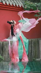 Ethereal Beauty of Qian Yue in Hanfu - YiTuYu Vol.8936 Art Language - image 7