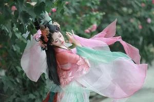 Ethereal Beauty of Qian Yue in Hanfu - YiTuYu Vol.8936 Art Language - image 13