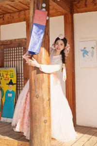 Stunning Visuals in YiTuYu艺图语 Art Language Vol.7340 Featuring Fei Tian Xiao Mo Nu - image 34