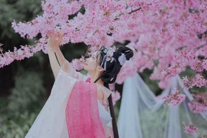 Elegant Portrait Photography: YiTuYu Art Language Vol.4190 featuring Qi Luo Sheng De Xiao Su Su - image 24