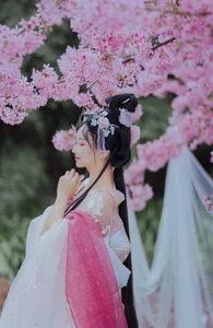 Elegant Portrait Photography: YiTuYu Art Language Vol.4190 featuring Qi Luo Sheng De Xiao Su Su - image 5