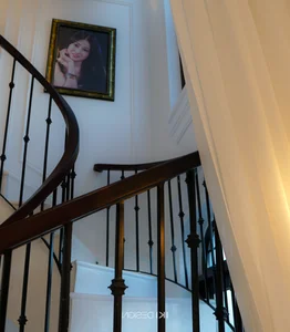 Inside HX Villa: A Stunning Blend of Neoclassical Luxury and Modern Minimalist Interior Design - image 12