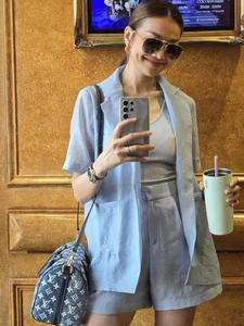 Supermodel Thanh Hang at 41: Ageless Beauty and a Fairytale Romance - image 7