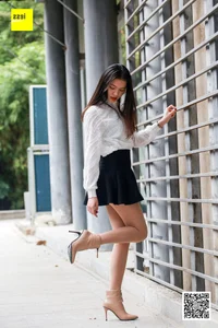 IESS Sixiangjia 162: Qi Qi in Nude Patent Leather Ankle Boots - image 32