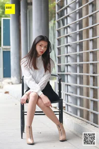 IESS Sixiangjia 162: Qi Qi in Nude Patent Leather Ankle Boots - image 38