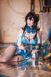 Coser Tomoyo Transforms into Honkai Star Rail's Ruan Mei: Captivating Beauty (23P) - image 0