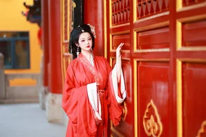 Creative Charisma: Bu Ke Ai De He He Miao in Vol.6053 - image 14