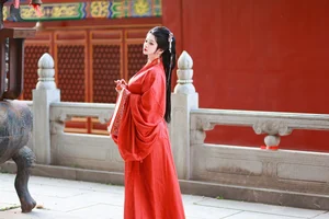 Creative Charisma: Bu Ke Ai De He He Miao in Vol.6053 - image 11