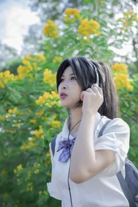Exploring the Ethereal Beauty of Xiao Xiao in YiTuYu Art Language Vol.10445 - image 15
