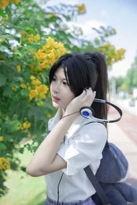 Exploring the Ethereal Beauty of Xiao Xiao in YiTuYu Art Language Vol.10445 - image 2
