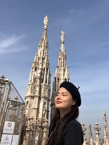 Vu Thu Phuong Radiant Beauty and Career Resurgence Post-Divorce - image 1