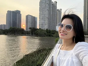 Vu Thu Phuong Radiant Beauty and Career Resurgence Post-Divorce - image 5