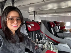 Vu Thu Phuong Radiant Beauty and Career Resurgence Post-Divorce - image 2