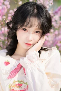 Ethereal Beauty in Flower Fields: YiTuYu Vol.8915 Disexi Si Ning - image 10