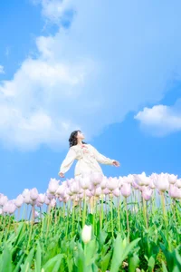 Ethereal Beauty in Flower Fields: YiTuYu Vol.8915 Disexi Si Ning - image 17