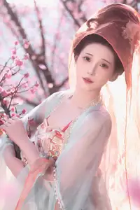 Bei Bei Mo's Grace: Hanfu Beauty Amidst Cherry Blossoms, YiTuYu Vol.8626 - image 20