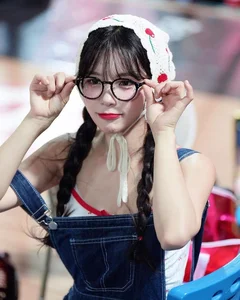 Stunning Korean Cheerleader Fashion: Captivating Styles and Stadium Energy Gallery - image 5