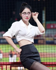 Stunning Korean Cheerleader Fashion: Captivating Styles and Stadium Energy Gallery - image 4