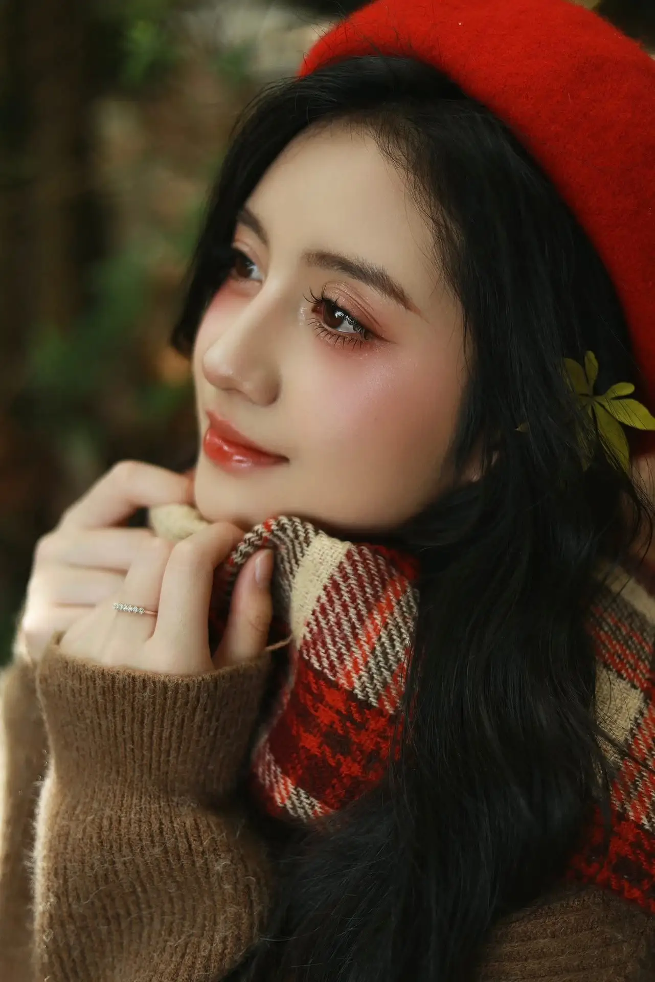VGU No.185: Gentle Autumn Charm: A Girl's Radiant Smile in a Warm Plaid Scarf