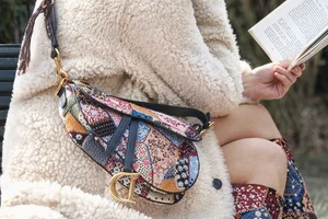 7 Timeless Luxury Handbags Every Collector Should Own - image 4