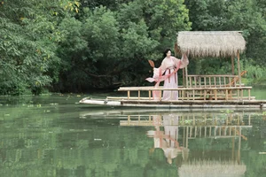 Elegant Art Photography: YiTuYu Art Language Vol.10395 Featuring Li Li Bu Li - image 10