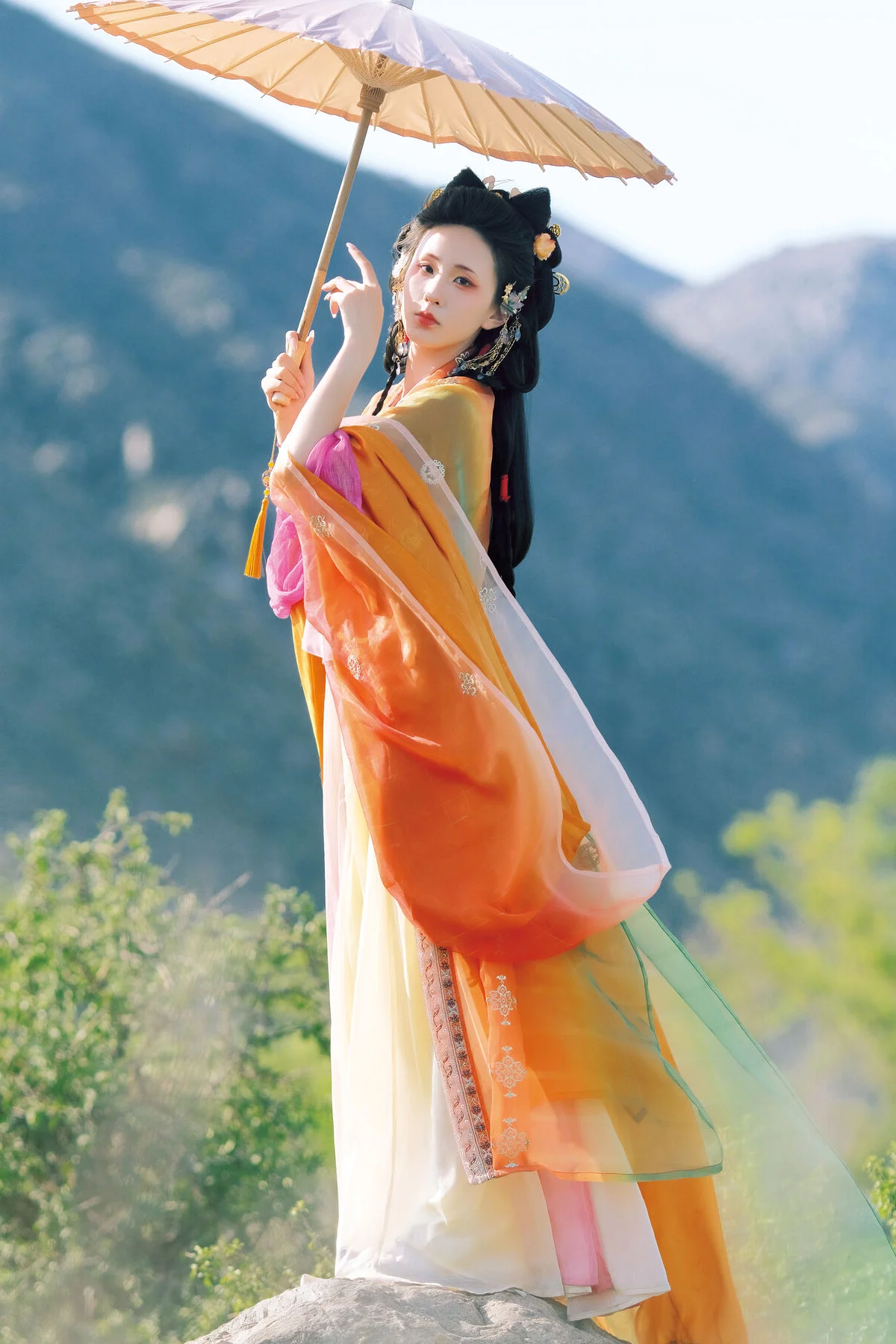 Artistic Vision in YiTuYu Art Language Vol.7269 with Model Zhao Min