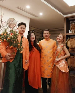 Quynh Anh Shyn and Family: A Masterclass in Coordinated High-Fashion Aesthetics - image 4
