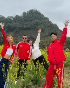 Quynh Anh Shyn and Family: A Masterclass in Coordinated High-Fashion Aesthetics - image 10