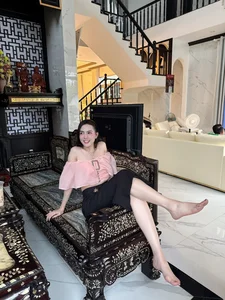Miss Phan Thi Mo Opens Up About Career Success and Family Marriage Pressures - image 1