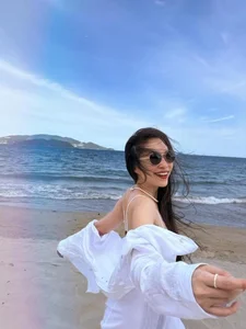 Ho Ngoc Ha's Luxury Style and Y Nhi's Beauty Transformation - image 0