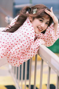 YiTuYu Art Language Vol.6798: The Radiant Xiao Xin Gan Er - image 2