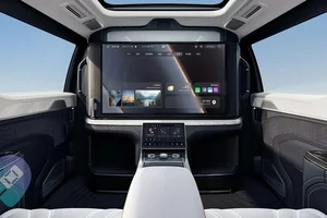 Zeekr 9X: The Luxury Electric SUV That Charges 380km in Just 9 Minutes - image 5