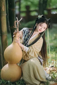 YiTuYu Art Language Vol.7854: Captivating Portrait Photography Featuring Chi Yan - image 1
