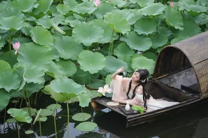 Art Language Vol.5160 Shi Yu Gan A: A Masterpiece of Contemporary Portraiture - image 4