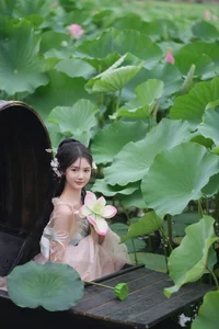 Art Language Vol.5160 Shi Yu Gan A: A Masterpiece of Contemporary Portraiture - image 8