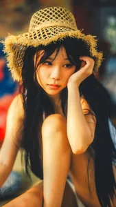 Zou Zou in YiTuYu Art Language Vol.7513: Contemporary Portrait Excellence - image 15