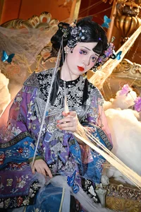 YiTuYu Art Language Vol.5927: Captivating Portrait Session with Qing Ru Ginny - image 0